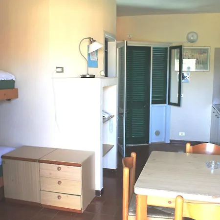 Serra Degli 2 Apartahotel 3*