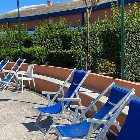 Apartahotel Serra Degli 2 3*