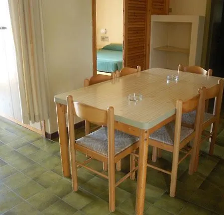 Serra Degli 2 Apartahotel 3*