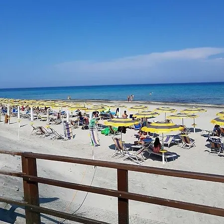 Serra Degli 2 Lägenhetshotell Alimini