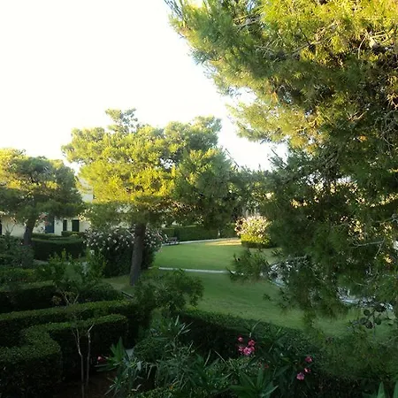 Apartahotel Serra Degli 2 3*